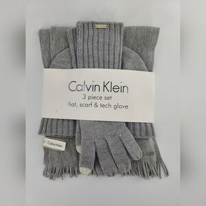 Calvin Klein Hat Scarf & Tech Glove Set NWT